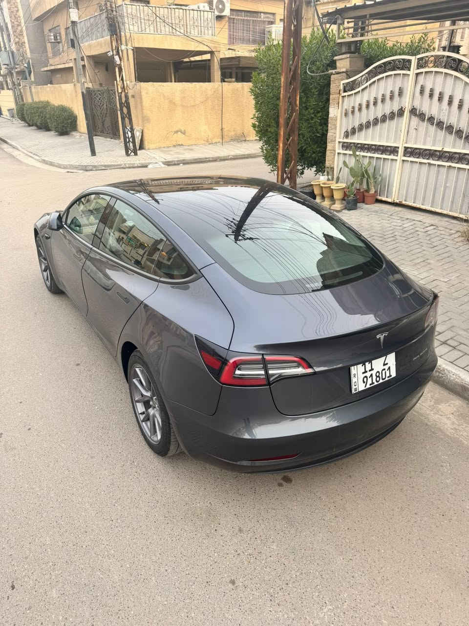 TESLA MODEL 3 2023

اونلاين مربوطة على الموبايل 

دبل ماطور 

وياها شاحنة 50 امبير 

بيه بابين عكس السايق مبدلات نفس اللون  

السيارة اني كاصه من المزاد وعلى ايدي 

المشي 35 الف كيلو 

صور الحادث بالمنشور 

مكاني السيدية 

السعر 195 وبيه مجال
السونار وياها 
وحبايب السيارة اون لاين ودبل ماطور 

***********
