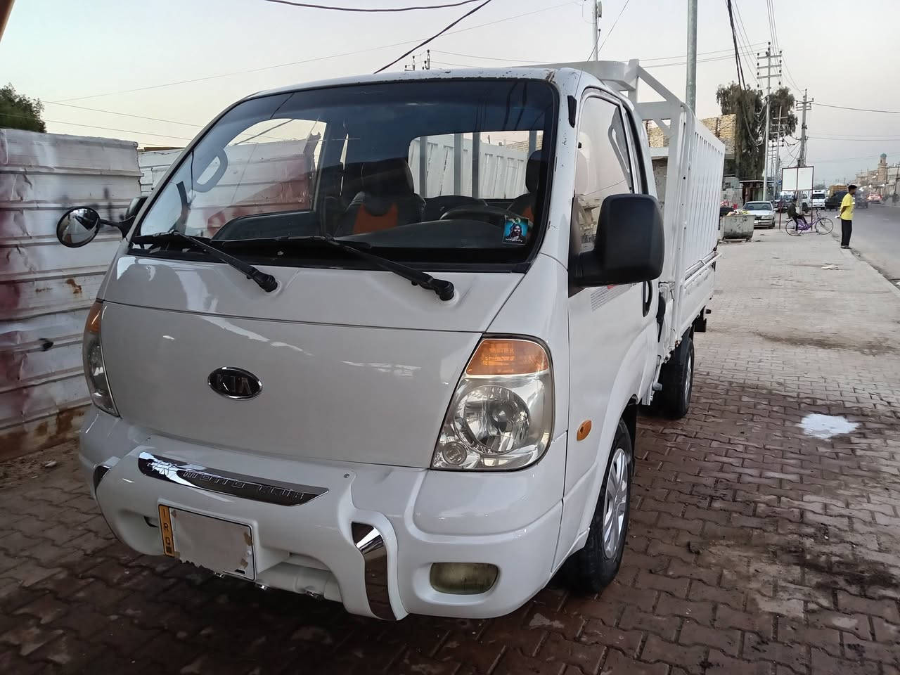 السلام عليكم للبيع كيا 2008رقم قادسيه انكليزي تحويل مباشر شاصي مكفول رقم شاصي واضح سياره مكفول وجاهزه مكينه 3000سوبر مكينه كير حداديه تايرات خير من الله برغي ماعايزه سياره جاهزه على 24حبايه كبل للشغل ترايه يخبل سياره احله من الصور ملاحضه (المحجر مو وي السياره ) السعر 85وبيها مجال للشراي مكاني نجف مشخاب للاستفسار ***********
***********
