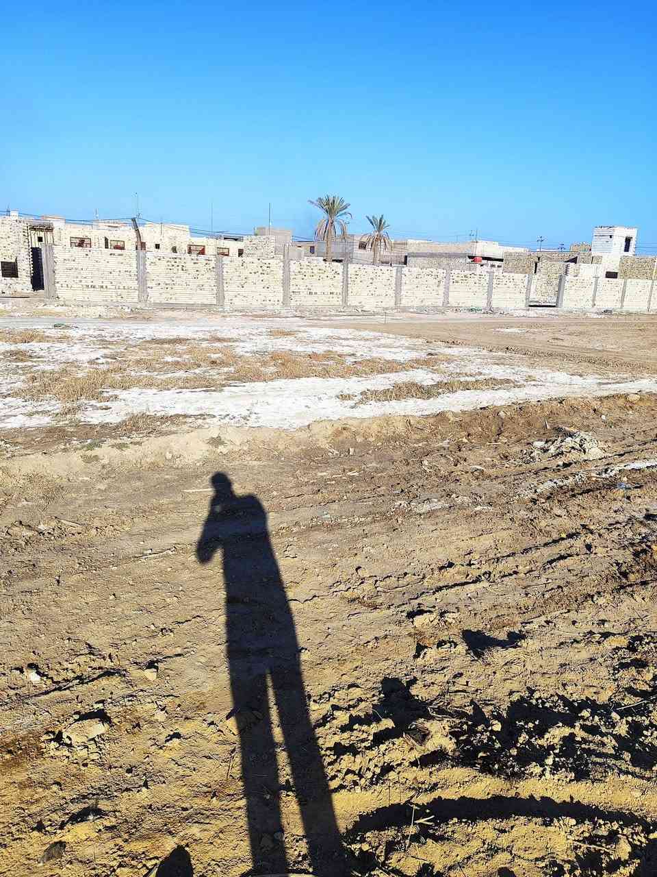 سلام عليكم
قطعه ارض في حي الزهراء طابو زراعي سند 25 مداور بسم المشتري 
مساحه 260 م تبعد عن التبليط والطابو 150 متر كافه الخدمات قريبه يمها
***********
