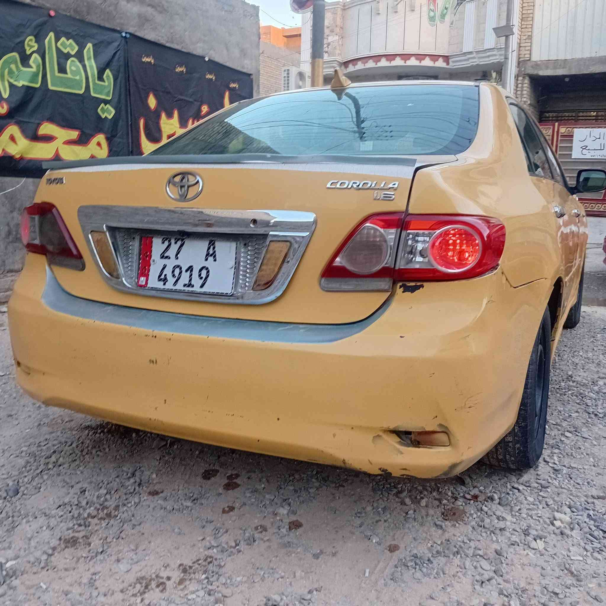 كورله موديل ٢٠١٠ وارد خليجي  حجم مكينه ١٨٠٠ دوش  بيهه طخه بل جاملغ خلفي فقط  سياره جاهزه من كلشي مكينه وكير تخم تاير صدر جديد رقم ذي قار رقم نكليزي  سياره مصفره من كلشي  سعر ٦٨ مكان سياره بغداد تحويل مباشر ***********
