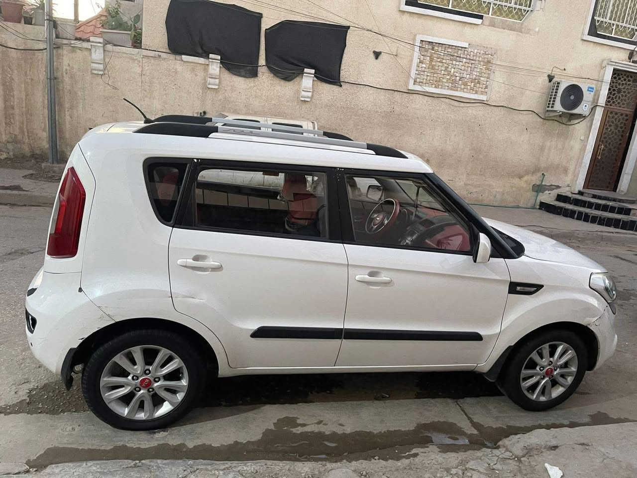 كيا صول للبيع سعر75 $ مناسب موديل 13مكينه بيها صوت خفيف رقم بغداد دولي سياره حلوه مال بيت بغداد الدوره ***********
