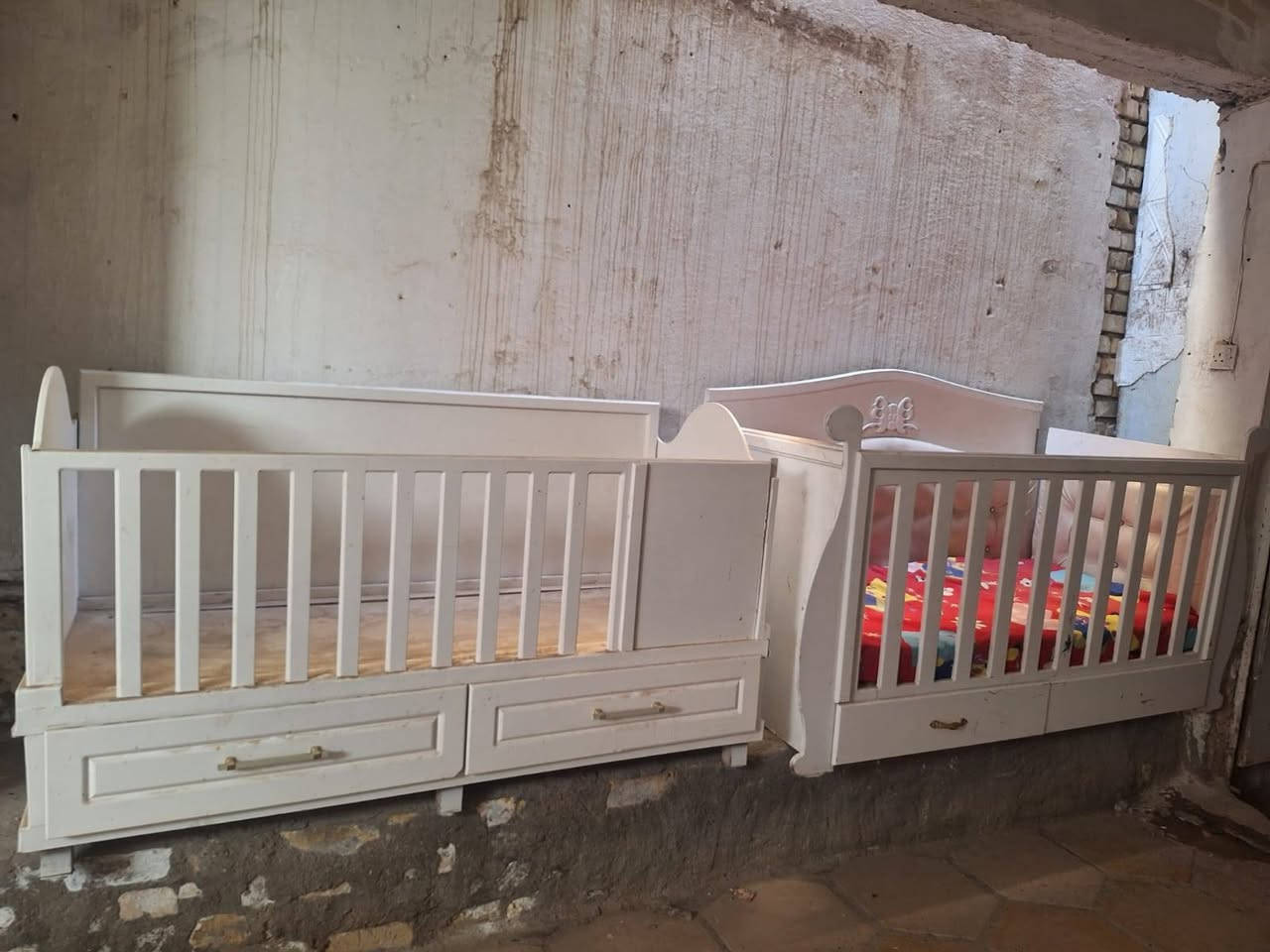 سريرين اطفال مرتبات تفصال 
مع دوشك للبيع
#السعر_خاص


**إذا كنت صاحب هذا الإعلان وتريد حذفه لأي سبب، رجاءا أرسل رسالة إلى الدعم الفني**