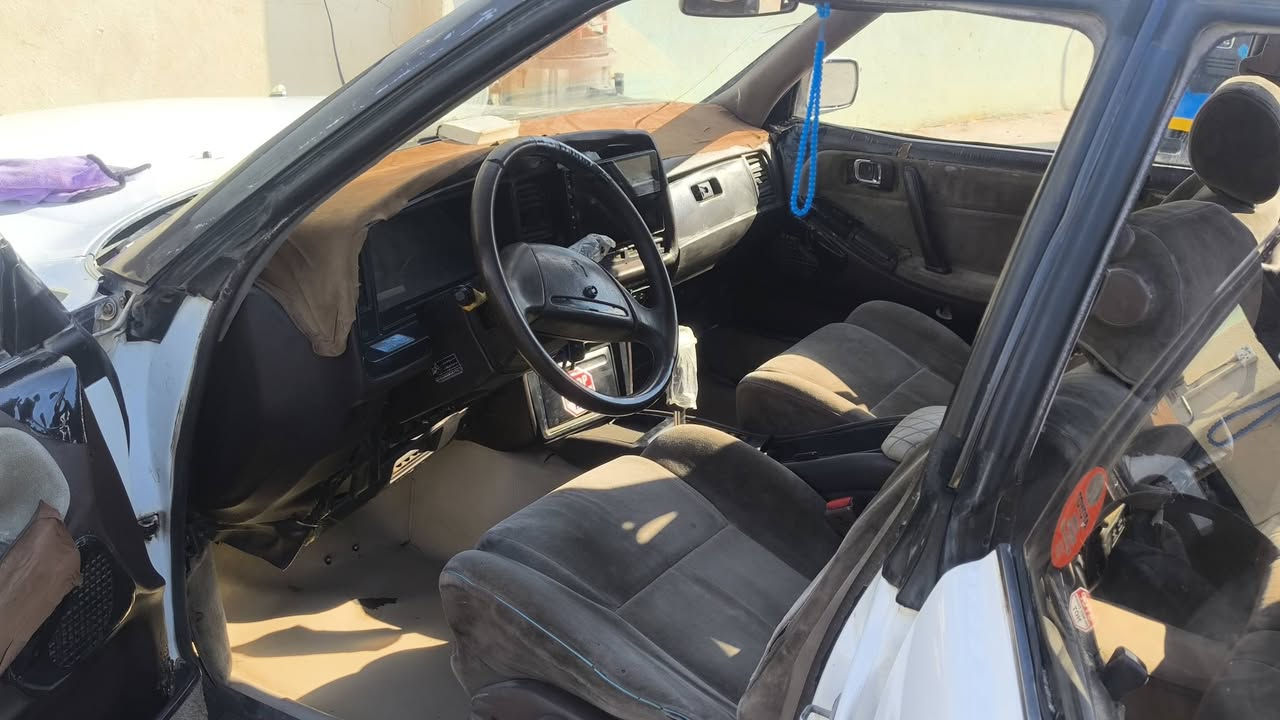 هارتوب موديل 90
السلام عليكم هارتوب موديل 90 رقم ديالى بسمي تحويلي ثاني يوم سنويه 26 محرك بطه ديلكو 2500شاده بيدي وخير من الله الكير خير من الله مسجل شاشا الكيجات كلهن يشتغلن والكهربائيات كلها شغاله بيها ضربا جاملق خلفي فقط تايرات جدد 
العنوان ديالى خان بني سعد الرقم  السعر 38وبيها مجال قليل 
***********
