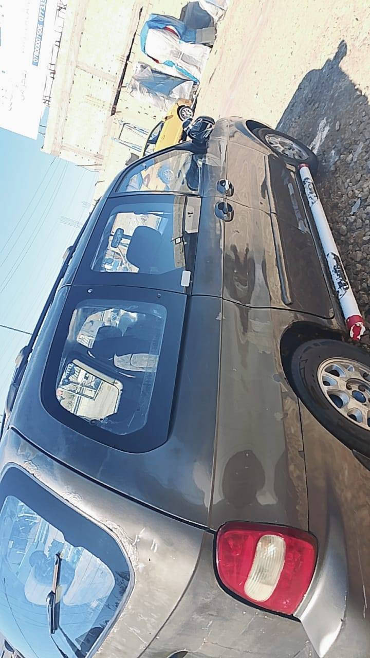 كرنفال موديل 2000
رقم بغداد مشروع وطني 
مكانه السماوه محرك 3000مسكر صارله يومين من شاده شرط ‏‪
تبريد تدفه حداديه غرفه نظيفه كهربائياته كله شغاله عده ملاحظات بسيطه 
مكلف بلنشر للاستفسار الاتصال بالرقم ‏‪0789 374 7065‬‏
