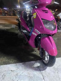 شباب دراجه سكنس نضيفه البيع بوشه ٥٩رياضي  صالنصه بيها غير هاي رياضي مك...