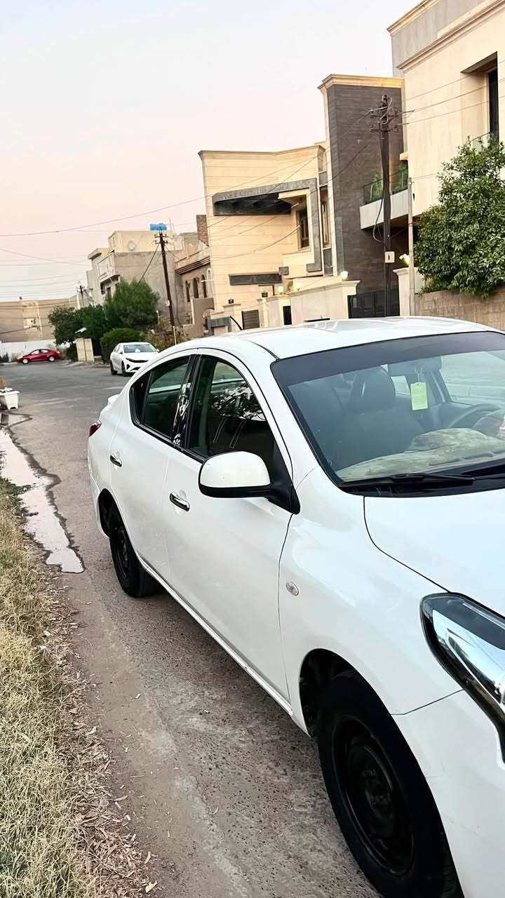 السلام عليكم نيسان سني موديل ٢٠٢٠  بسمي سيارة بيها مكانات صبغ موضح ب فديو ومبدل قبق جنطه كير محرك كفالة ما بيها اي نقص  مسوي الها ادامة كاملة اي نقص ما بيها مكان سيارة بغداد صليخ 
السعر ٩٠ بيها مجال 
للاتصال ***********
