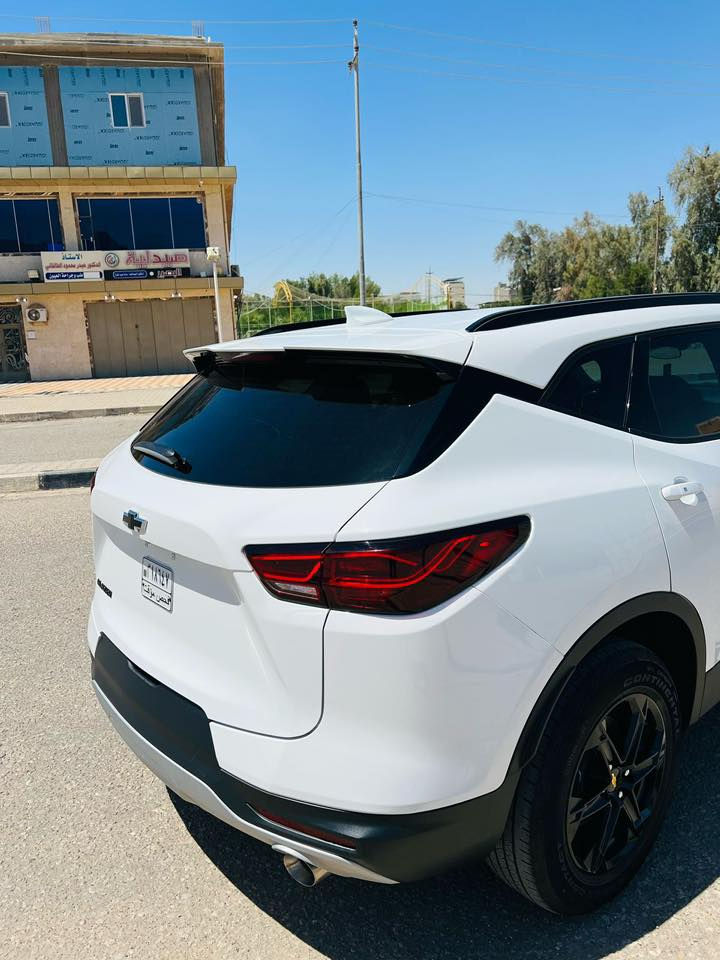 السلام عليكم للبيع موديل 2022 مرقم بغداد محرك 2000 تيربو للتواصل *********** السعر 190بيها مجال
