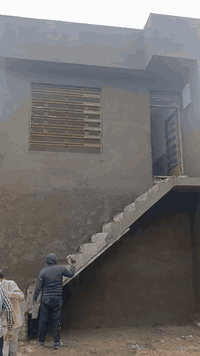 المصرى لعمل الواجهات ببغداد لبخ ونتر وطلس وسقل ناعم وجراره وتشميع وديك...