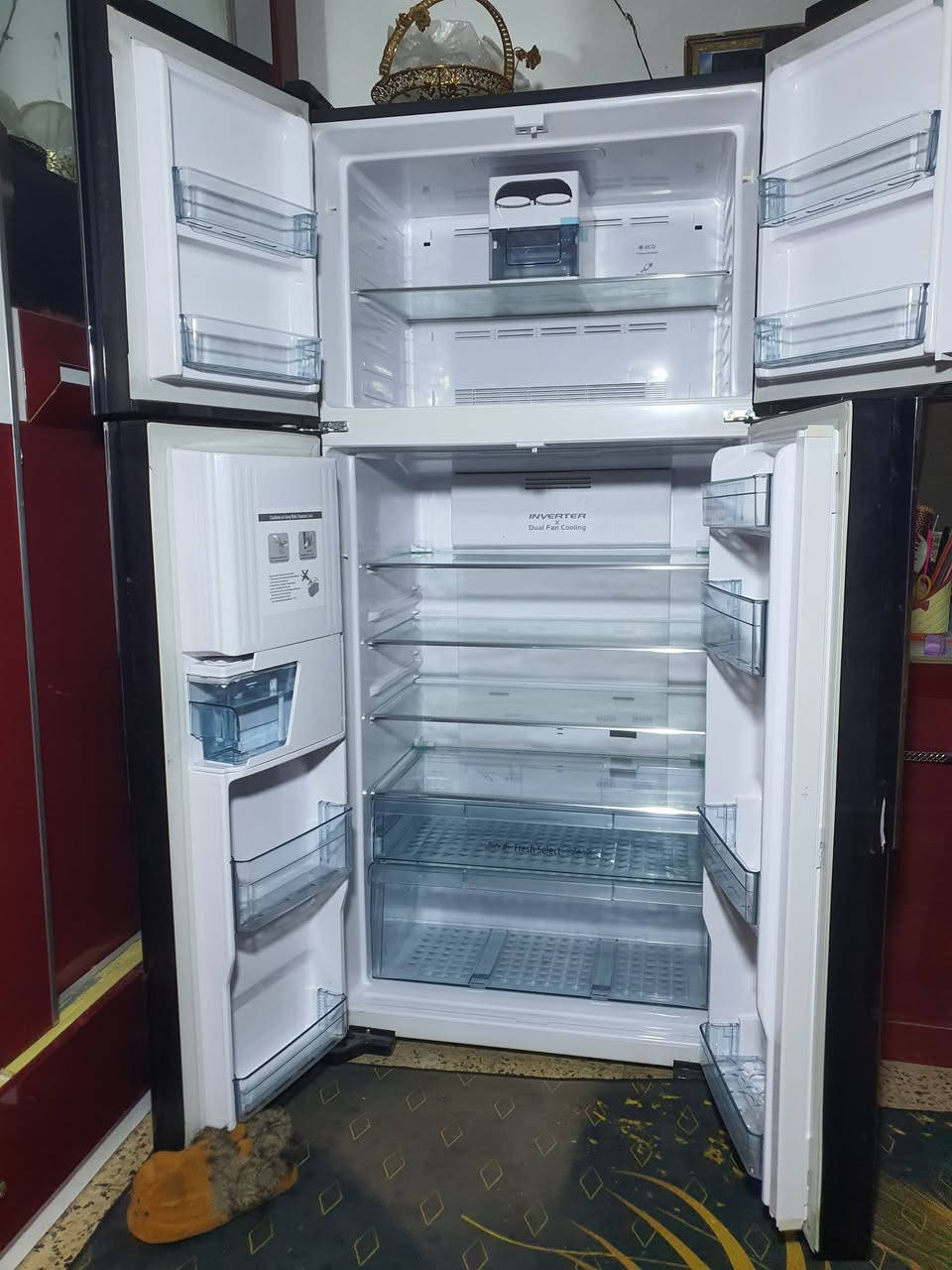 اسلام عليكم ثلاجه ستعمال شهر ثلاجه نضيفه كلش من شخط وبيها براد ماء +حساسات +شاشه تحكم والمس يعني ما بيهه دكم كلهه لمس  ثلاجه حلوه ومرتبه ومستعجله على بيعتها سعر عل خاص🥰🌹


**إذا كنت صاحب هذا الإعلان وتريد حذفه لأي سبب، رجاءا أرسل رسالة إلى الدعم الفني**