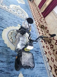 دراجة شحن • استخدام قليل • تشغيل عن بعد