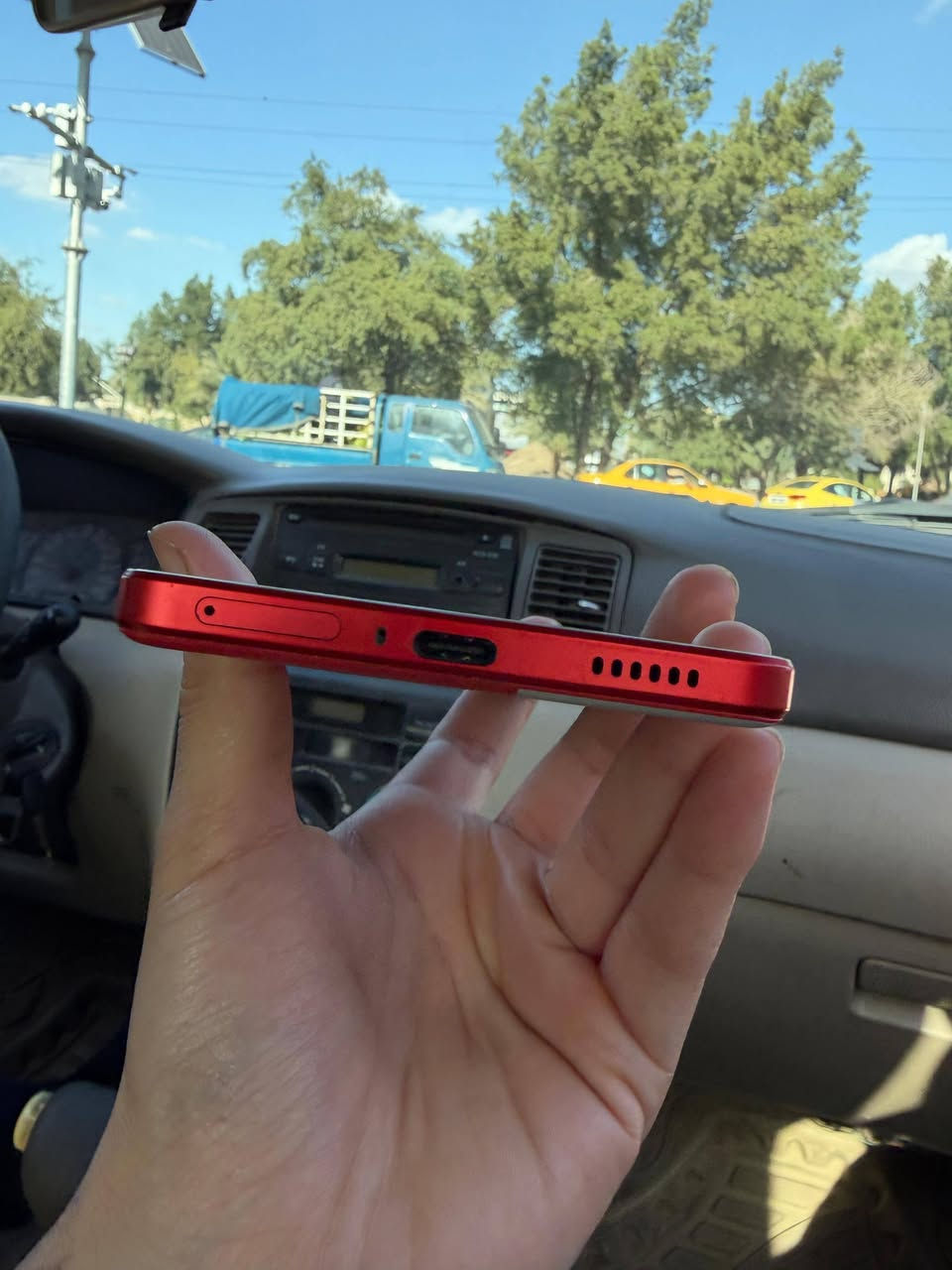 السلام عليكم
Iqoo neo 9
ايكو نيو 9 
نسخه صينيه عربي بلـكامل يدعم خدمات كوكل بلي الجهاز مافيه اي مشكله يدعم شريحتين 
ذاكره 256 
رام 12+12 
معالج سناب دراگون 8 جين 2
شاشه من نوع LTPO AMOLED 144 هيرتز يدعم الالعاب بدقة 120 فريم 
كامره 50+8 تصوير فديو 8K بدقة 30 فريم 
بطاريه حجم 5160 بسرعة شحن 120W نسبة البطاريه الحاليه 98
نظافة الجهاز 100/100 ملحقات الجهاز كارتون و كفر وكيبل شحن 60W السعر 330 وبي مجال او مراوس ب احدث وانطي فرق مكاني بغداد


**إذا كنت صاحب هذا الإعلان وتريد حذفه لأي سبب، رجاءا أرسل رسالة إلى الدعم الفني**