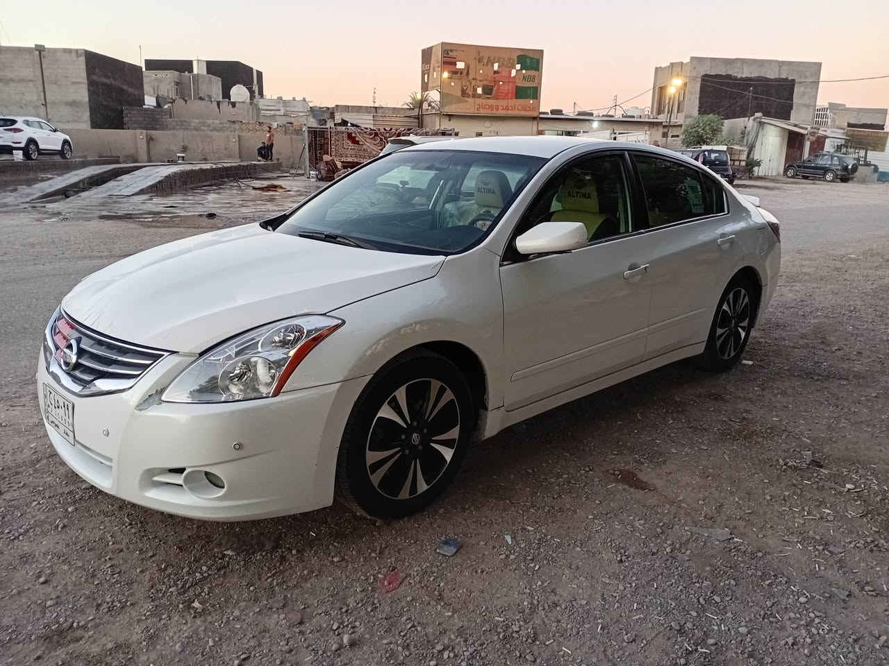 سلام عليكم للبيع التيما ٢٠٠٩امريكي  محدثه ١٢ صبغ حزام بدون اي حادث ضرر جاملغ الخلفي بدون دواخل كير محرك تبريد تدفه كله تمام سعرها ٨٨ بيه مجال مكاني بعقوبه اي استفسار اتصل وسهله ***********
