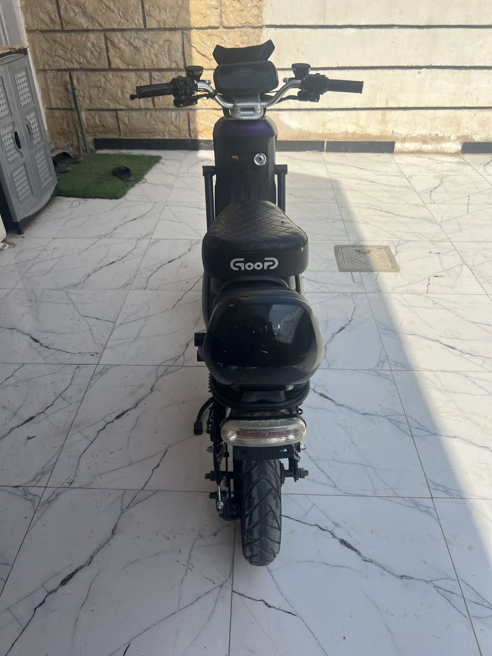 شباب دراجه شحن نضافه شخط ما بيه حديثه تمشي مسافت 40كيلو مكفوله كله شغال بصمه وسويج تشغيل من بعد للستفسار خاص او عل الرقم ***********
***********
