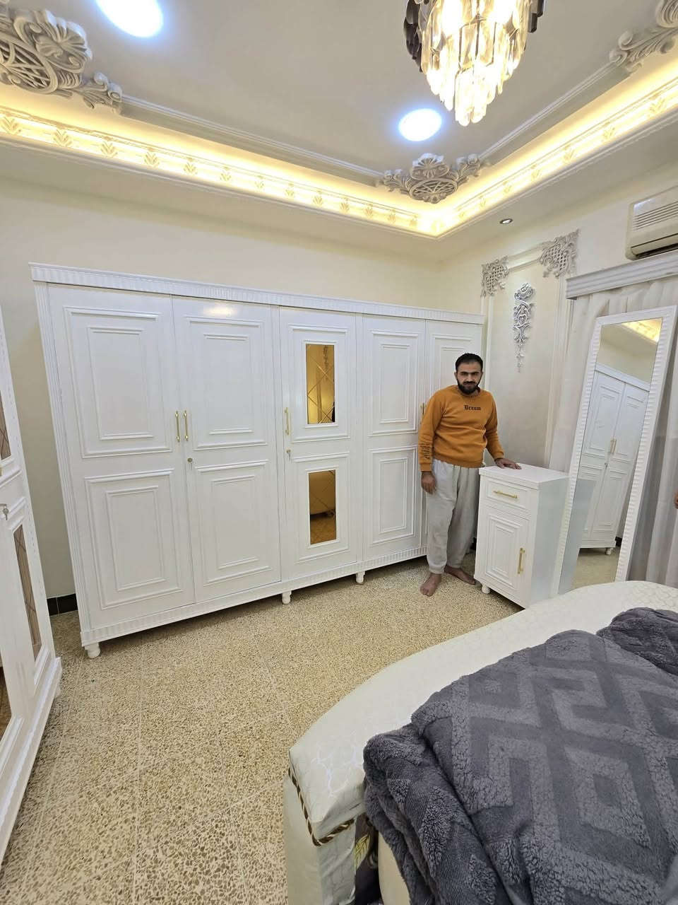 كما وعدناكم على كل ماهو جديد وجميل من معمل نجاره الطارق الشرقاط الحي العسكري قرب القصابين باداره محمود وإخوانه وبأسعار مناسبة شعارنا الدقه في العمل///***********/////***********
