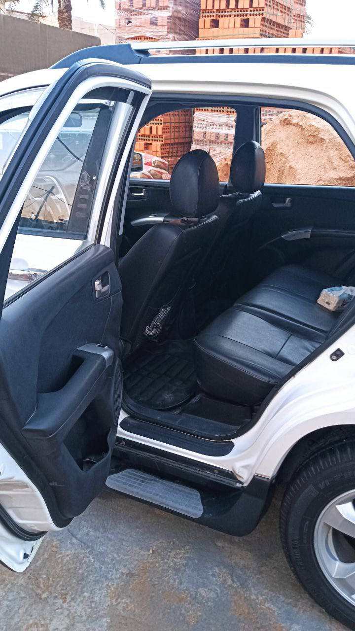 سبورتج 2010للبيع خليجي بيهه باب الصدر فقط مبدله اثر ضربه والباب الاصليه موجوده كشنات جلد تبريد مابي شي وتدفئه بالكشنات مكاني بابل السعر 123$
للاستفسار ***********
