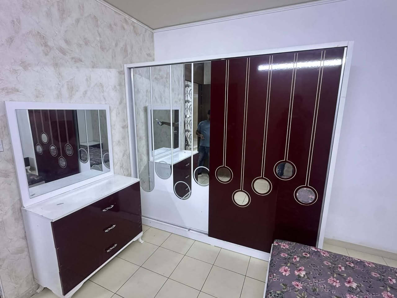 غرفه 5 قطع السعر 250 يوجد توصيل داخل وخارج بسمايه


**إذا كنت صاحب هذا الإعلان وتريد حذفه لأي سبب، رجاءا أرسل رسالة إلى الدعم الفني**