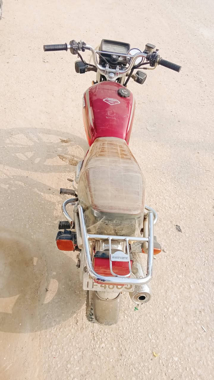 سلام عليكم سيفان 21للبيع اوراق كامله دراجه غير من الله مكينه مامفتوحه مكفوله كفاله عامه كلشي شغال بيهه مكاني بابل الحصوه السعر 525بيه مجال
***********‬‏
