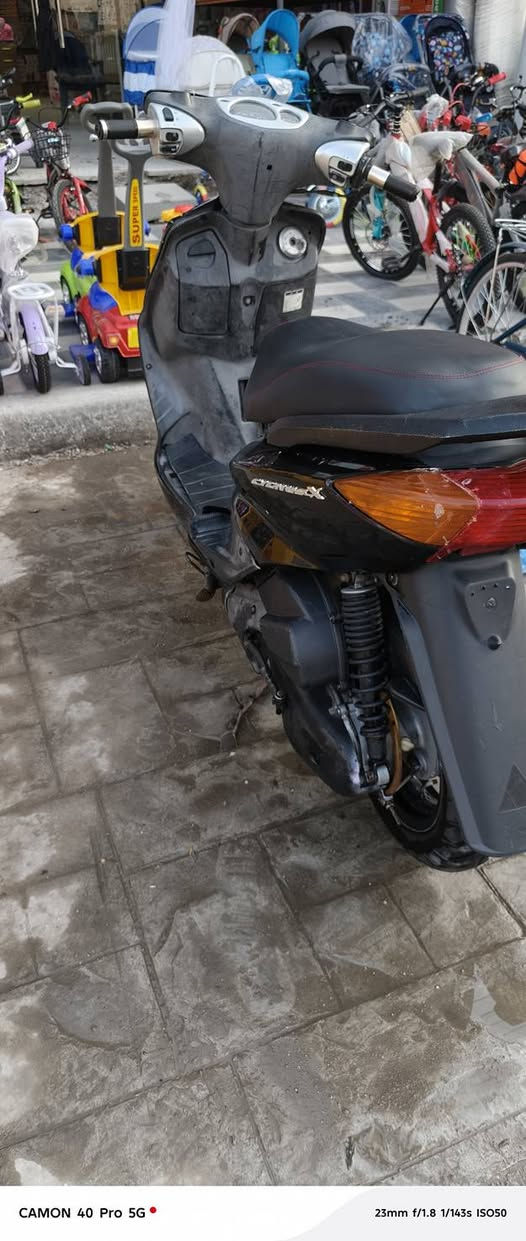 سلام عليكم البيع سكنس نثيه سرعه 110 دراجه جديد احلى من الصور مكينه مكفوله 58 كلجات رياضي دراجه كابريتر شلعه و معدل مكينه خرسه الكهربائيات كله شغاله دراجه متصرف عليه ربع السعر 600 وبيه مجال مكاني الشعب رقمي ***********
