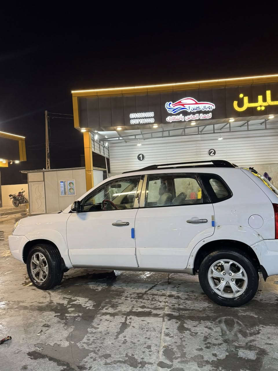 هونداي توكسان2010
مواصفات عاديه
محرك جديد 
حداديه جديده
منضومه تبريد جديده
كير بحاله جيده
السياره عليها ادامه كامله
الضرر مالتها صفحه عكس السايق
معروضه ب110 وبيها مجال***********
