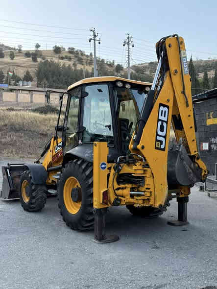 جیسی بی مودیل ٢٠١٣ فول ماسفات رقم اربیل
رقم موبایل:***********
