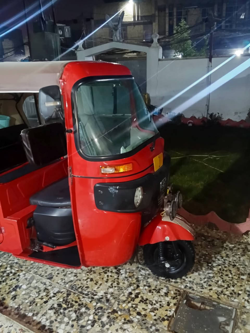 السلام عليكم تيك توك 22 شهر 12 ماكينه ما مفتوحه قشر الكفاله بس في ضربه شويه بمكاند بغداد المشتل السعر9 خاص الرقم***********
