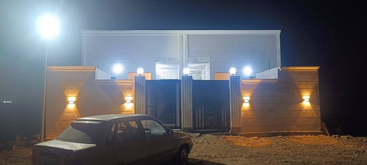 سعر بلاش بيت بناء جديد ب25 مليون

بيتين كل بيت 100 متر بناء جديد غير مسكون يتكون من غرفه وصاله جبيره ومطبخ وستقبال وصحيات. زراعي باسمي 
عنوان معمل الكاشي بصف مجمع الصادق تبليط قريب جدا 
***********
