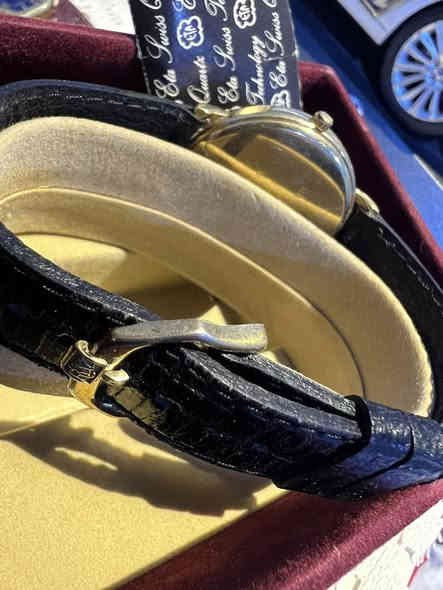 سيتم بث مباشر لبيع الساعات الاصليه والاحجار الكريمه اليوم الجمعه بعد الساعه الثامنه مساء فاهلا وسهلا بكم
#الجميع ***********
