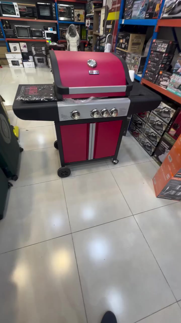 شوايه غاز الالماني الصنع اصلي ٣ عيون واحد طباخ اضافي 
‏توصيل إلى كافة المحافظات ***********  
‏زبائن الكرام
