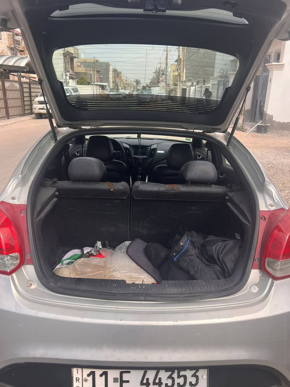 سلام عليكم هاذه الحلوه للبيع ڤولستر وارد امريكي حادث جاملغ وشويه من البنيد بدون ايرباك بدون لغد بدون شواصي فول مواصفات للاخير فقط بدون فتحه جاهزه للاخير محرك 4 سلندر تيربو مامفتوح ولا مبدل موديل 2017 جديده واحله من الصور وباسمي ورقم بغداد الجديد الدولي مكاني بغداد حي الجهاد سعر 98 ورقه وبيها مجال رقمي *********** تحياتي متواجد فقط على الرقم وعندي واتساب ملاحظه مهمه مراوس معا النترا او بيع
