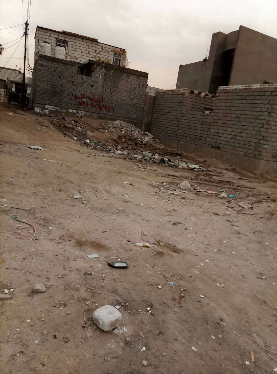 قطعه للبيع في منطقة التاجيه فرع حي الصناعي العريظ 
خلف المشروع 
مساحه  235 ركن 
طابو زراعي سند 25
***********
