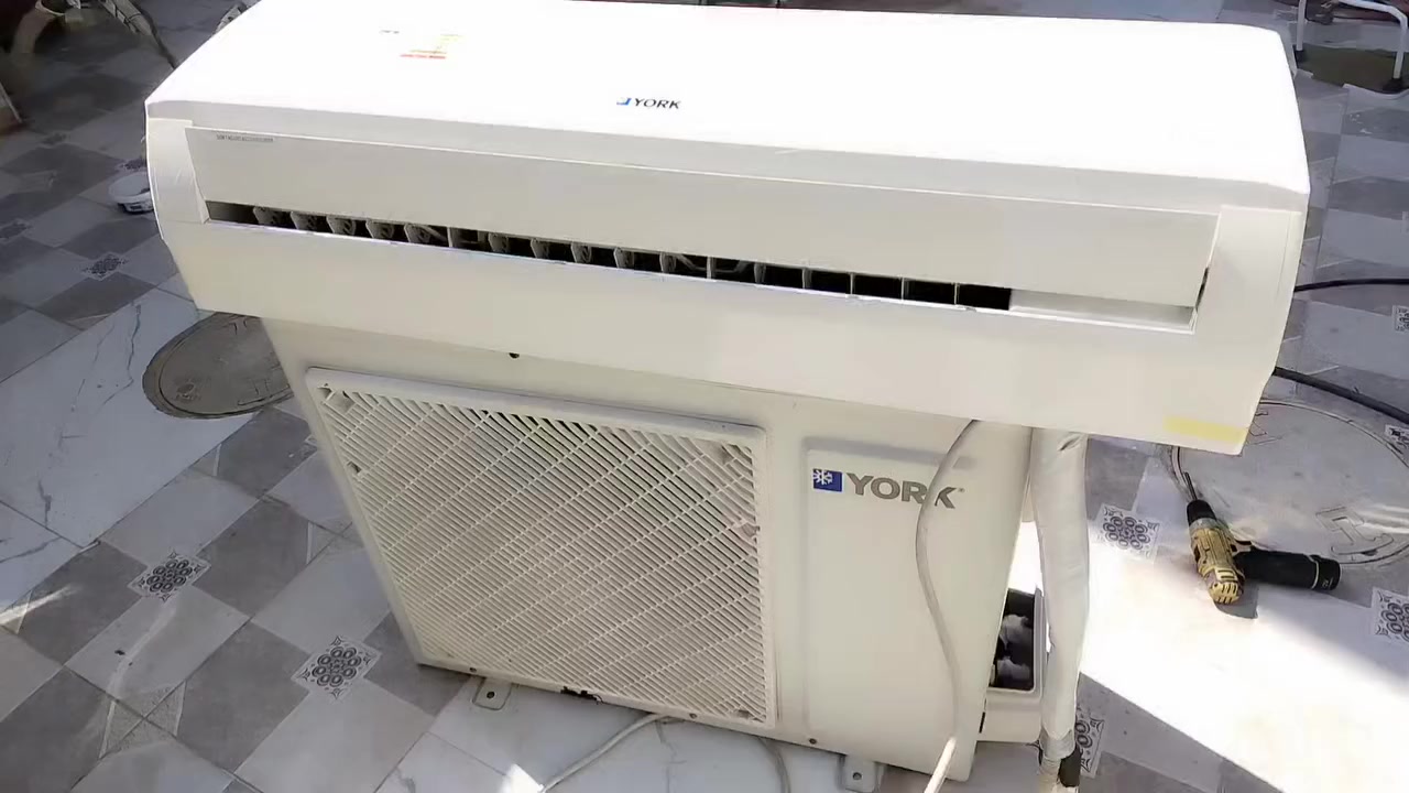 سبلت يورك ٢طن بلاد غاز الشركة شرط الشغل  السعر ع خاص ***********
