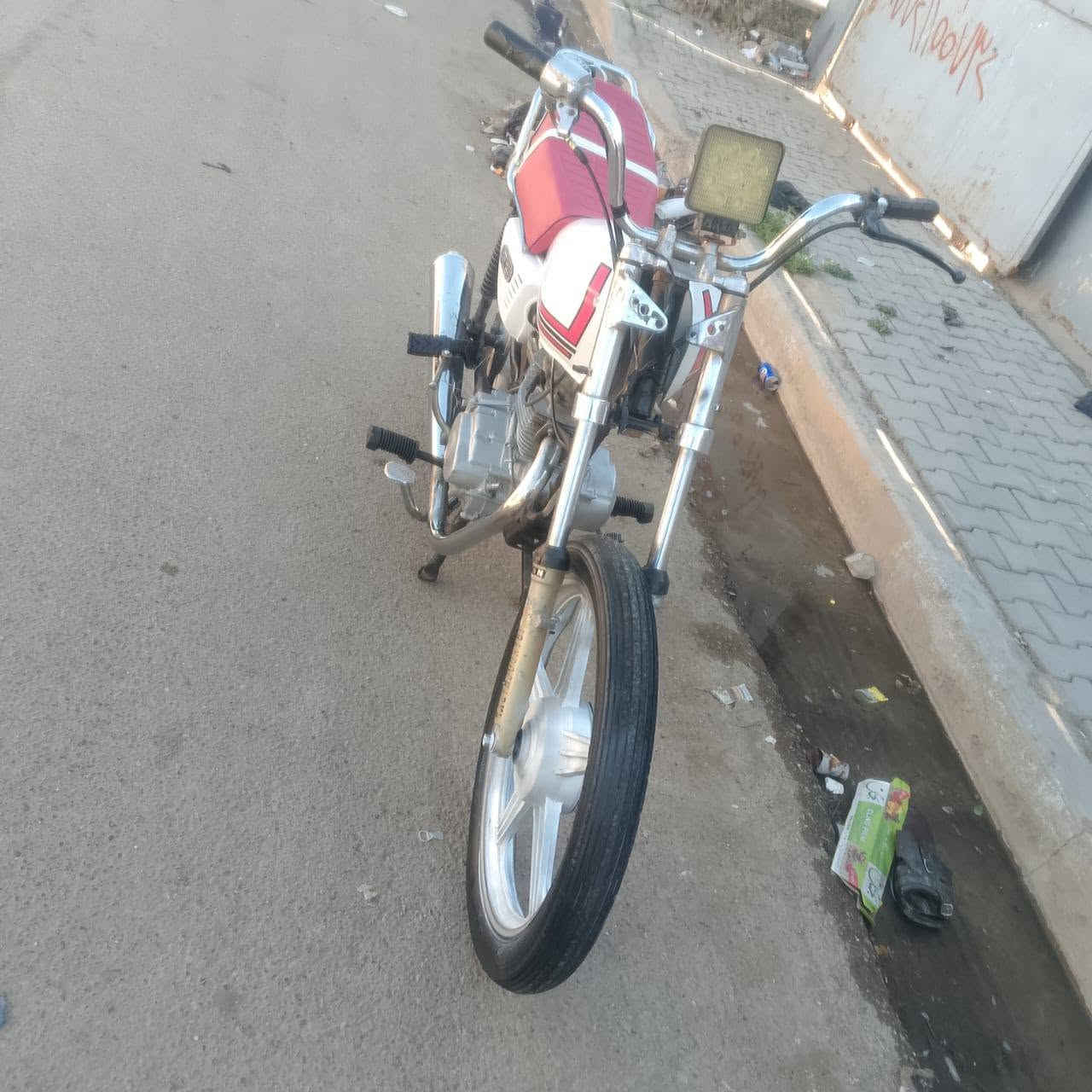 تايكر موديل 22 مكينة نظيفة
بغداد الحسينيه ***********
250قفل
