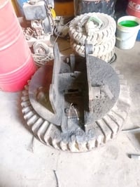 للبيع مغناطيس حديد الماني حجم متر وخمسه س سعره ٢٥ ورقه الاستفسار ٠٧٧١٨...