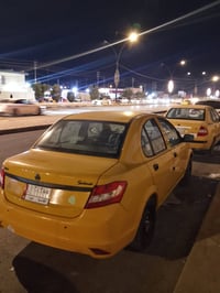 ساينا • ٢٠٢٠ • ماشيه ٩٩٠٠٠