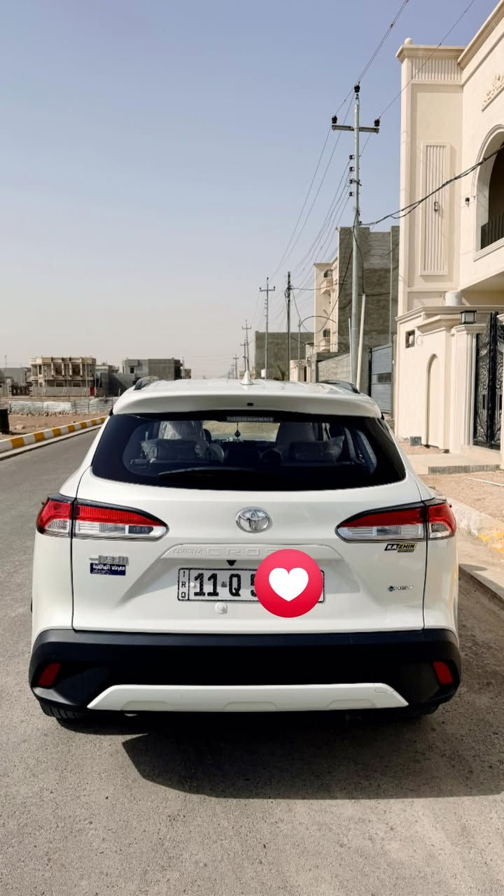 تويوتا  كورلا كروز هايبرد بيع فقط
✅موديل2024 ماشيه 50 الف رقم بغداد وكالة عامة مطلقة مكفولة كفالة عامة عدا شخط بسيط باب عكس السايق موضح بالصور على وضع الشركة☑️

🟢كاميراة اصلية دواره ‼️🎥🎥

🟢حمالات سقف

🟢مصابيح الاماميه  LED5 

🟢بصمه عدد ٢ 

🟢اشاره بالمرايا الجانبيه

🟢صندوك كهرباء ‼️

🟢التحكم الالي في جميع النوافذ

🟢تحكم سترين

🟢التبريد قطعتين

🟢المقاعد جلد الاسود مطعم رصاصي 

كاميره داشكام امامية اصلية تخزن شهر فول HD🟢

🟢سلايد

🟢نظام مراقبة الاطارات

🟢رادار

🟢بلوجكترات

🟢الفرامل المانعة للانغلاق ABS

🟢مثبت سرعه

🟢منافذ USB-C

🟢نظام تحذير من التصادم الامامي 

🟢 الجام مغلف بعازل حراري اضافة الى السلايد روف

🟢نظام تحذير من الخروج من المسار 

🟢الارضيات بالجنطة البلادية بعدها ممفتوحة

السعر مناسب جدا جدا محتاج فلوس واريد ابيعها 

الشراي يتصل ويعرف السعر وما اقصر وياه

***********
