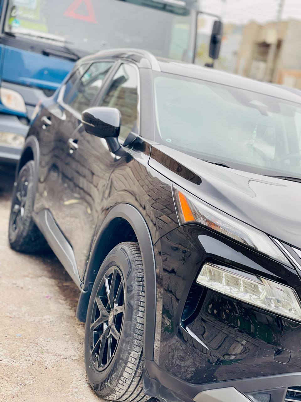 نيسان رؤگ موديل 2023فول مواسةفات يةك پارچةي هةية بي ناوگرتن ***********
