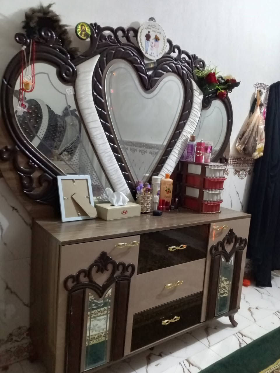 غرفه تركي للبيع مستعجله عل بيعهه بيهه اظرار بصيطه ام سته بيبان،قيم وخذ بما يرظئ الله


**إذا كنت صاحب هذا الإعلان وتريد حذفه لأي سبب، رجاءا أرسل رسالة إلى الدعم الفني**
