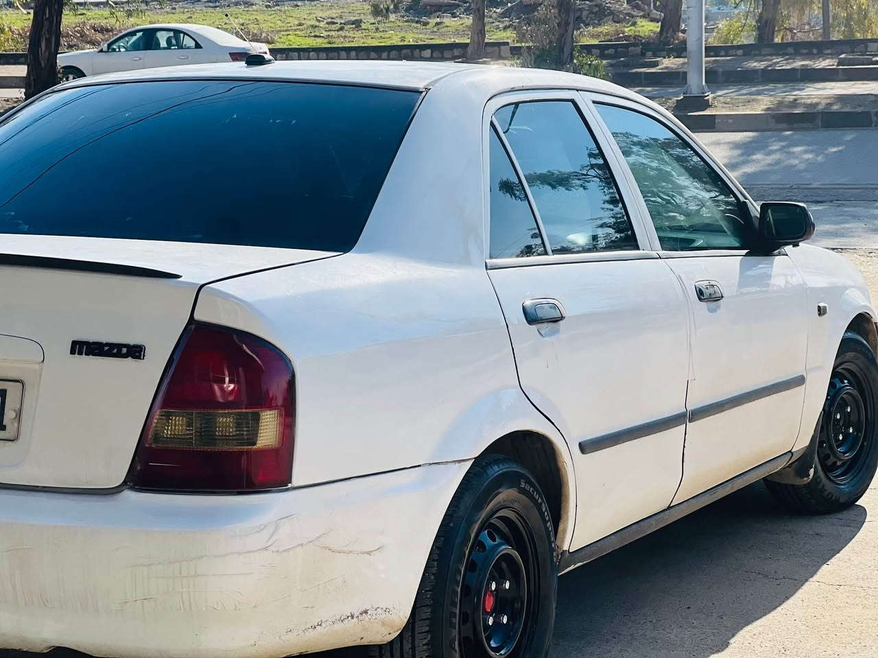 مازدا ۲٠٠۲ تەکسی بوە کراوەتە سپی مەکینە هەشت و بەخ هەموو گیانی بە شەرتە سەنەوی تا۲٠۲۸ تازەیە بەناوکردن بە شەرت تەبریت ساردو گەرم ئیش دەکات هیچ لێدراوی نیە بەنزین زۆر کەم دەخوات مالی دۆستە چوار تایەی تازەی لەژێرە سەیارەکی هەتا بڵی توندو تۆڵە ژمارە تەلەفۆن (***********) كويسينجاك, أربيل
