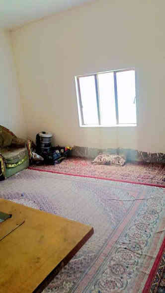 بيت للبيع المساحه 300ابو خستاوي محزم قرب مجمع السلام السكني السعر 20وبي مجال  ***********
