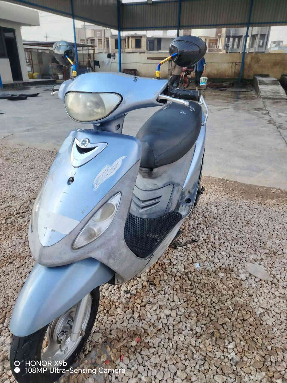 السلام عليكم 
دراجه ماكس منغولي دراجه حلوه شغاله كهربائيات كامله 
دراجه نهضه ومعدل مكينه مفتوحه بس ولفات جانن ضعيفات وبدلتهن مكينه ناعمه وحلوه 
السعر ع رقم ***********
