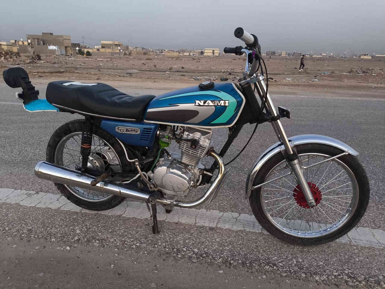 الدراجه نضيفه ومكفوله كامله ما بيها اي نقص 
للبيع ايراني نضيفه شوفة عينك عليها  محرك 2023
شاصي 17اوراق استنساخ (سكنر) 
للتواصل ***********
