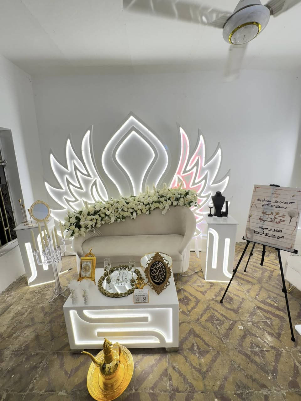 متوفر ٣ كوشات جدد استخدام شهرين فقط مع نواعم كامله وورد مكاني مدينه الصدر الاستفسار ***********
