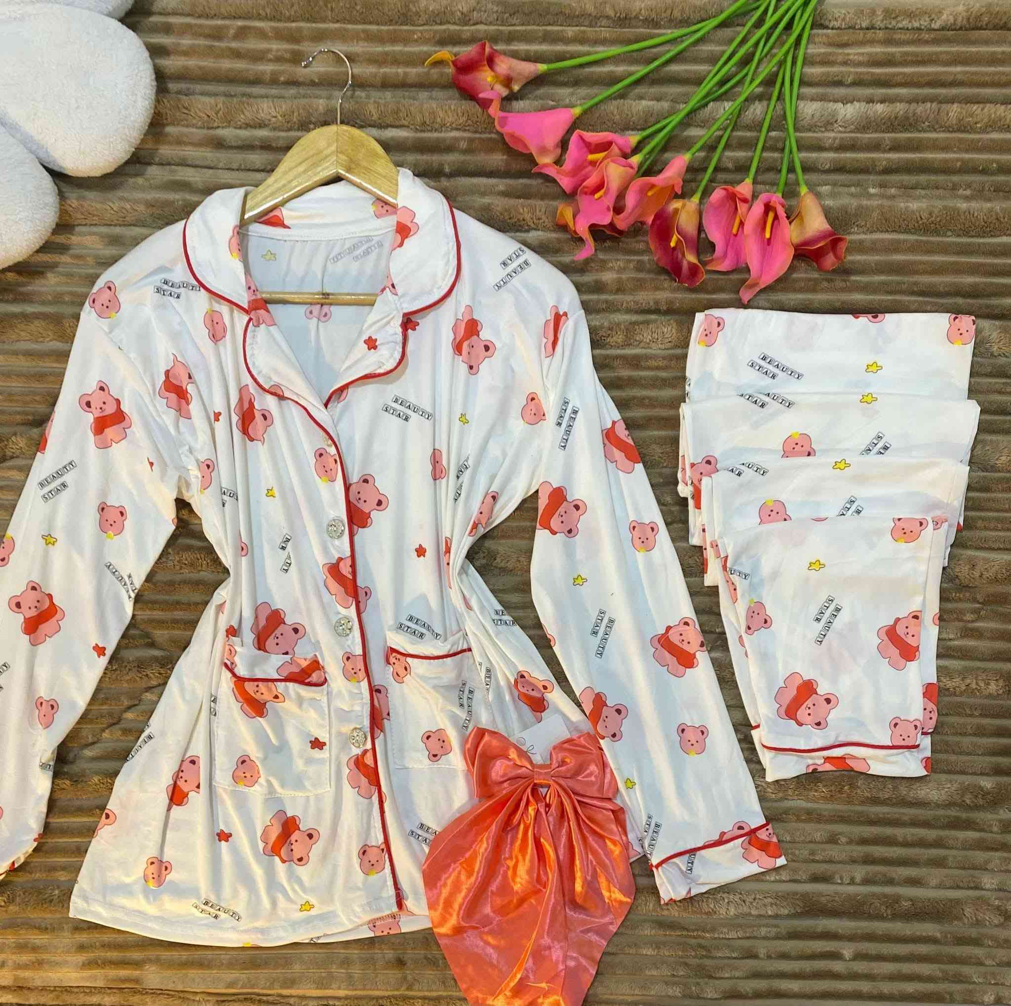 تراك موديل صيني بهاري قطن الاصلي شرط الفحص يلبس وزن 85كيلو. قياسات L/XL/XxxL سعرقطعه 15الف  يوجدخدمه توصيل


**إذا كنت صاحب هذا الإعلان وتريد حذفه لأي سبب، رجاءا أرسل رسالة إلى الدعم الفني**