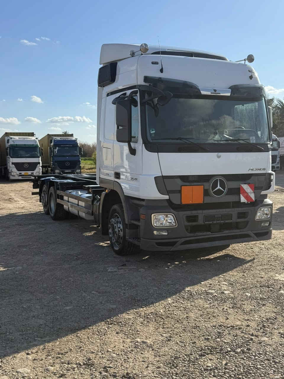 سلام عليكم اكتروز مديل ١٠ دخول جديد
فول مواصفات

***********
