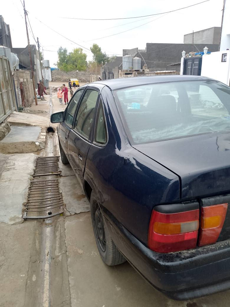 السلام عليكم.اوبل فكترا.باسمي كابون بانزين.شرط التحول السنويه لنهايه 29. صبغ عام جماليه.اتصل *********** كركوك, العراق
