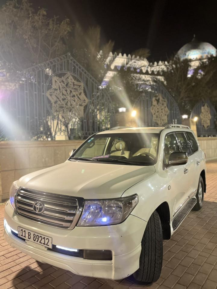 السلام عليكم
السلام عليكم

لاند كروز للبيع  

موديل 2010 ستينيه اصل 

محرك 6سلندر 4000

رقم بغداد إنكليزي الجديد 

 تبريد ثلاجه عله ايدي شتغلته 

السياره بل حقيقه احله من الصور مواصفات  معروف تحكمات ستيرن وشاشه

 حساسات اماميه خلفيه  

فتحت سقف 

السياره مكفوله كفاله عامه

 عده الباب مال صندوك 

الجوه بيه شبرين صبق تقريبن 

سونار موجود   ولدعاميه  لاماميه شويه تعبانه   

ولقماره  طابع عليها فابلون مال شركه فقط غير هاذ الشي السياره ما بيها  سعر السياره 29وبيها مجال 

مكان السياره لأنبار الرمادي 

للتواصل ‭***********
