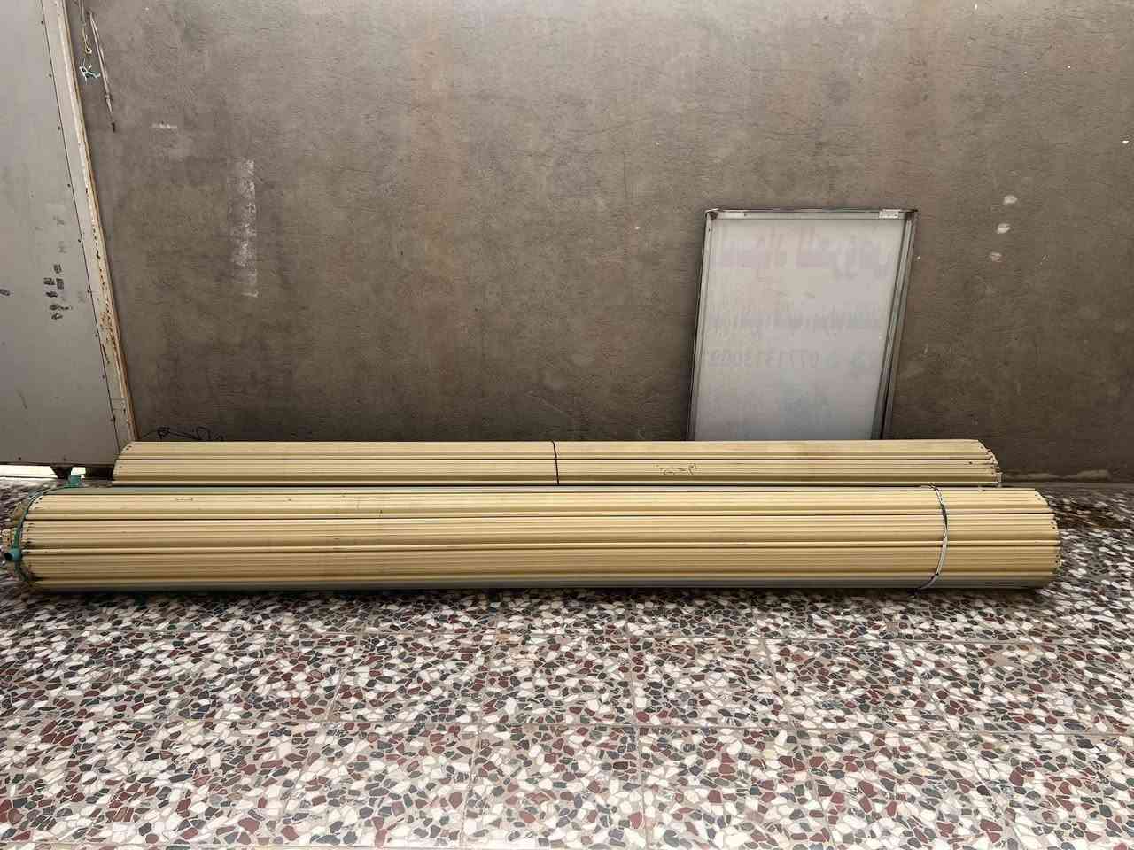 كبنكات العدد 2 ارتفاع 3 متر صافي والعرض 3.20 اخو الجديد مكانهن بغداد ***********
