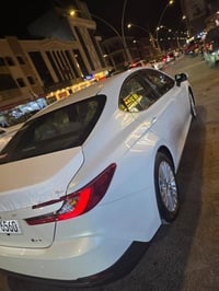 كامري هايبرد • ٢٠٢٥ • ماشيه ١٧٠٠٠