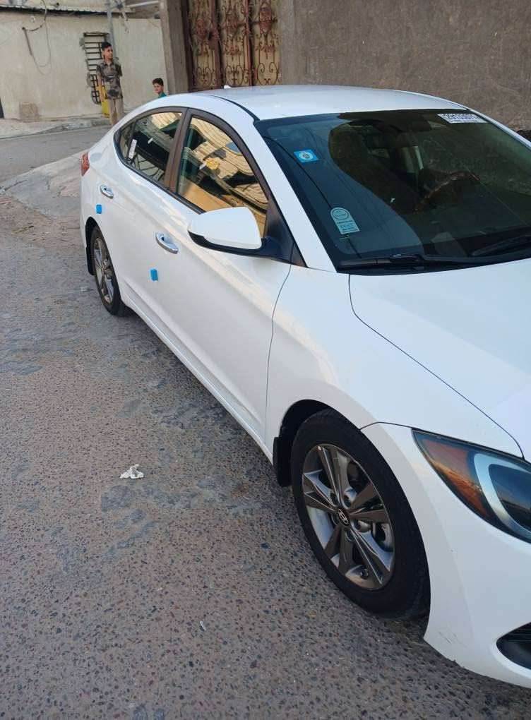 ‎النترا  18 ذي قار  رقم  دولي  وارد  امريكي  مكينه  2000 دوش  سيارة جاهزة وسعر 118 بصرة  ***********‎ البصرة, العراق
