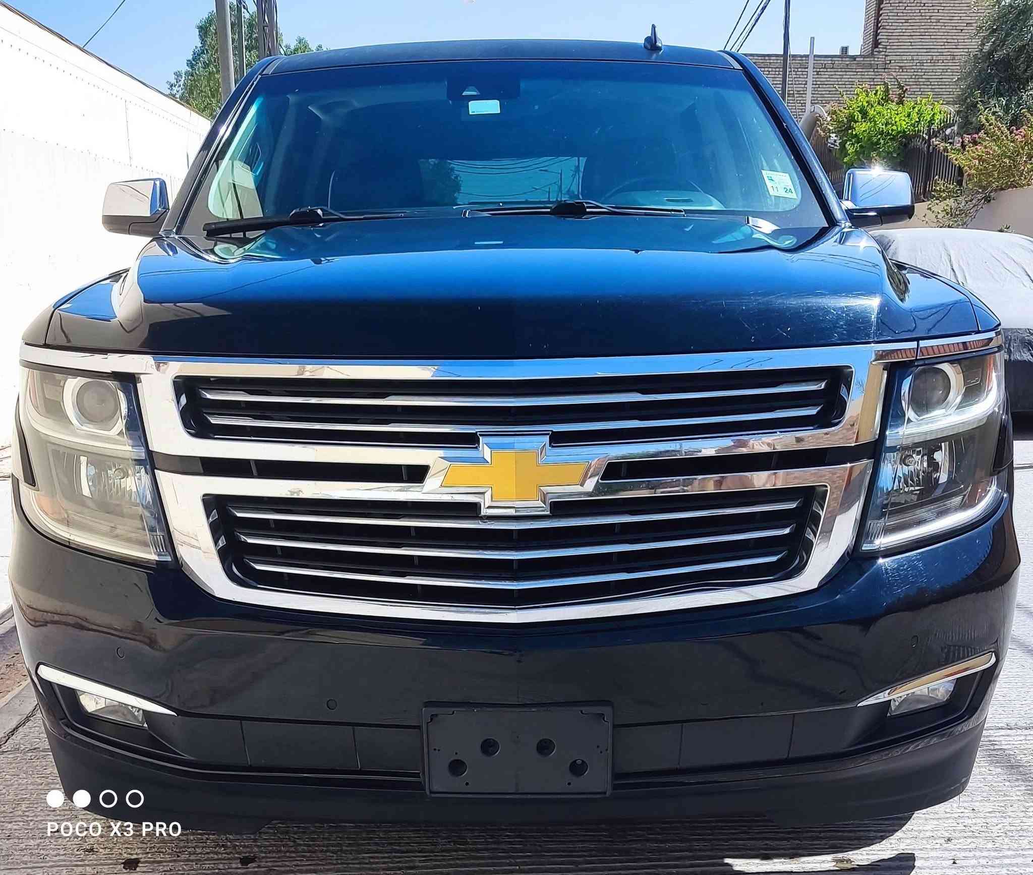 السلام عليكم...
للبيع شوفرليت تاهو 2015 LTZ 
وارد امريكي  ( كلين تايتل ) بدون حادث
وتقرير الكارفاكس مالتها موجود عندي باللغه العربية والانكليزية 
السياره تسجيل جديد 
رقم بغداد دولي 
الحاله _ ممتازة جدا
تشغيل عن بعد _ كاميرا دوارة  _ رادارات امامية وجانبية _ حساسات تشغيل عن بعد _ دعامية _ بلاجكتور   _ كشنات جلد  كهرباء حتى المقاعد الخلفية _ كشن خزن _ كشن تبريد تدفئه  _ كشن السائق رجاج _  تبريد 3 قطع _ صندوق جك كهرباء  _ 4 يدات بصمه _  usb _ بلوتوث _  سلايد روف _ قاصه _ ستيرن كهرباء - دوسات بانزين وبريك كهرباء _ عتب ابواب كهرباء 
وبعد بيها كومه مواصفات تجي وتشوف بعينك افضل 
السيارة باقية ع نظافتها
صبغ بنيد فقط اثر جراد بدون حادث فقط صبغ
محرك وكير بحالة ممتازه برغي واحد مامفتوح بيها
بدون صوت بدون دخان بدون بخار 
ويل LTZ حجم 22
مكان السياره ( بغداد ) 
للاستفسار الاتصال على الرقم *********** واني بخدمتكم كلكم اخوتي واعزاز عندي واعتذر عن المراوس للبيع فقط
